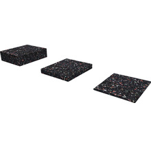 Drei Trittschalldämmplatten unterschiedlicher Größe