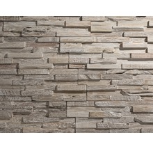 Wandverkleidung aus Holz in 3D-Optik