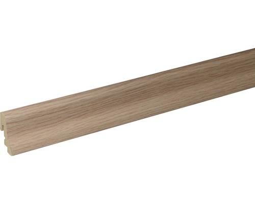 Sockelleiste aus Holz mit Holzdekor