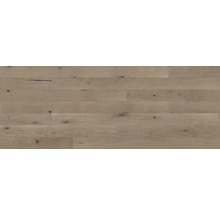 Verlegung von hellem Eichenparkett