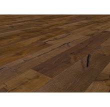 Nahaufnahme von Laminatboden in Holzoptik