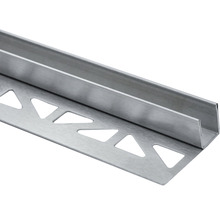 Fliesenschiene aus Metall mit Dreieckslöchern