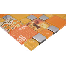 Mosaikfliese mit Hausmotiv, Blumenmotiv und Schriftzug