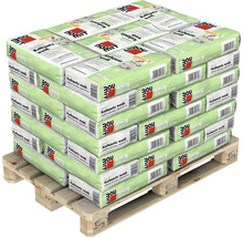 Palette mit Säcken von Kalkputz