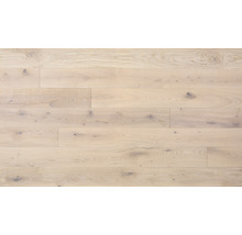 Verlegung von hellem Eichenparkett