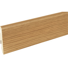 Fußleiste mit Holzstruktur