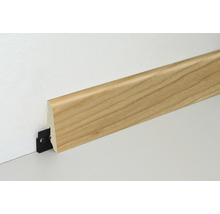 Holzfußleiste mit Befestigungsclips