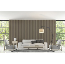 Modernes Wohnzimmer mit Holzpaneelwand, Sofa und Sesseln