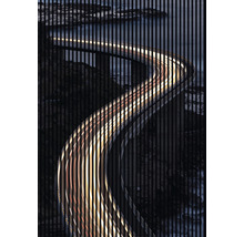 Abstraktes Bild einer kurvenreichen Straße mit Autobahnszenen bei Nacht