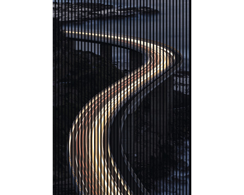 Abstraktes Bild einer kurvenreichen Straße mit Autobahnszenen bei Nacht