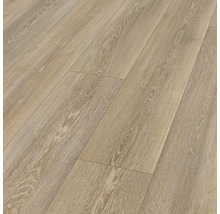 Verlegte Laminatböden mit Holzoptik