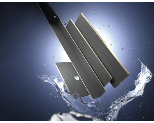 Mehrere Swisspor Duschboards mit Wasser