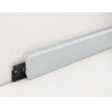 Sockelleiste aus Kunststoff mit Clip zur Befestigung