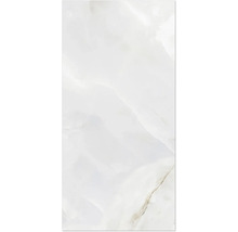 Helle Fliese mit Marmoroptik