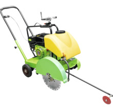 Asphalt-Trennschneider für den Zuschnitt von Asphalt