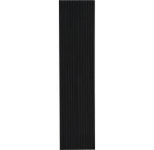 Dunkle Fassadenverkleidung mit vertikalen Linien