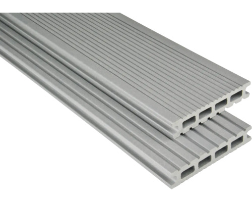 Handmuster zu Konsta WPC Terrassendiele Futura Hohlkammerprofil hellgrau matt 26x145 mm (Meterware ab 1,00 m bis max. 6,00 m) Handmuster zu Konsta WPC Terrassendiele Futura Hohlkammerprofil hellgrau matt 26x145 mm (Meterware ab 1,00 m bis max. 6,00 m)