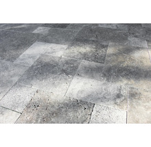 Verlegung von Natursteinfliesen