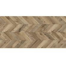 Verlegtes Holzbodenmuster im Fischgrätenmuster