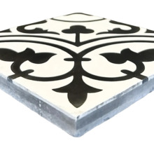 Dekorative Fliese mit Ornamentmuster