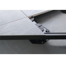 Fliesen auf Stelzlager-System für den Außenbereich