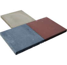 Quadratische Betonplatten für den Garten- und Landschaftsbau