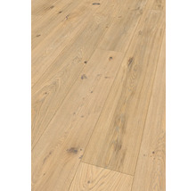 Verlegung von hellem Eichenparkett