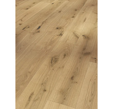 Verlegter Parkettboden aus Holz