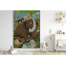 Kinderzimmer mit Wandbild mit Bär und seinen Freunden