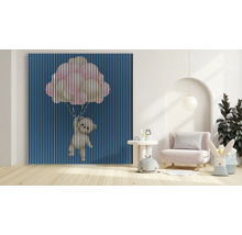 Dekoratives Wandpaneel mit Bärenmotiv und Ballons im Kinderzimmer