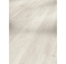 Heller Laminatboden im Detail