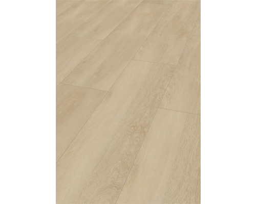 Verlegung von Laminatboden in Holzoptik