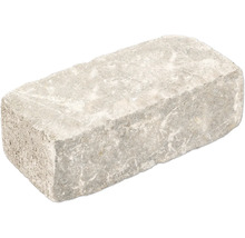 Grauer Pflasterstein